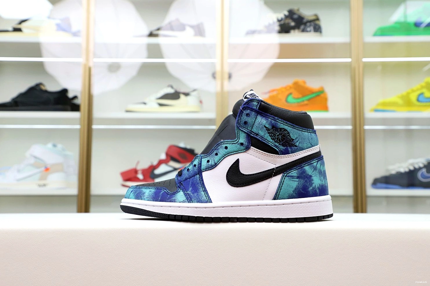 OG Air High  1 Tie-Dye Jordan 1025